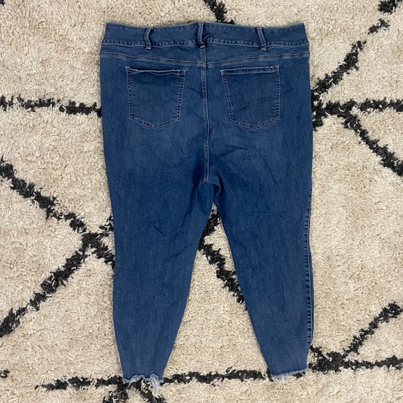 Torrid Feel The Fit Jeggings - Picture 6 of 10